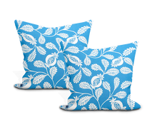 Load image into Gallery viewer, schumacher lanzadera pillow cover