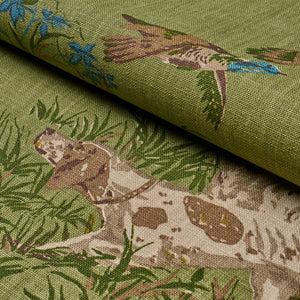 Schumacher Pointers Fabric 175164 / Meadow