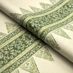 Schumacher Foxglove Indoor/Outdoor Fabric 180720 / Leaf Green