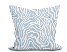 Load image into Gallery viewer, Thibaut Alessandro Pillow