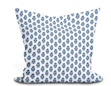 Load image into Gallery viewer, Thibaut Julian Pillow