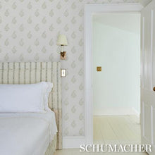 Load image into Gallery viewer, Schumacher Kerala Paisley II Wallpaper 5015210 / Leaf