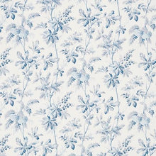 Load image into Gallery viewer, Schumacher Brantwood Vine Wallpaper 5016351 / Porcelain