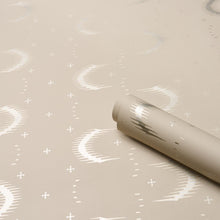 Load image into Gallery viewer, Schumacher Aristelle Wallpaper 5016470 / Warm Silver