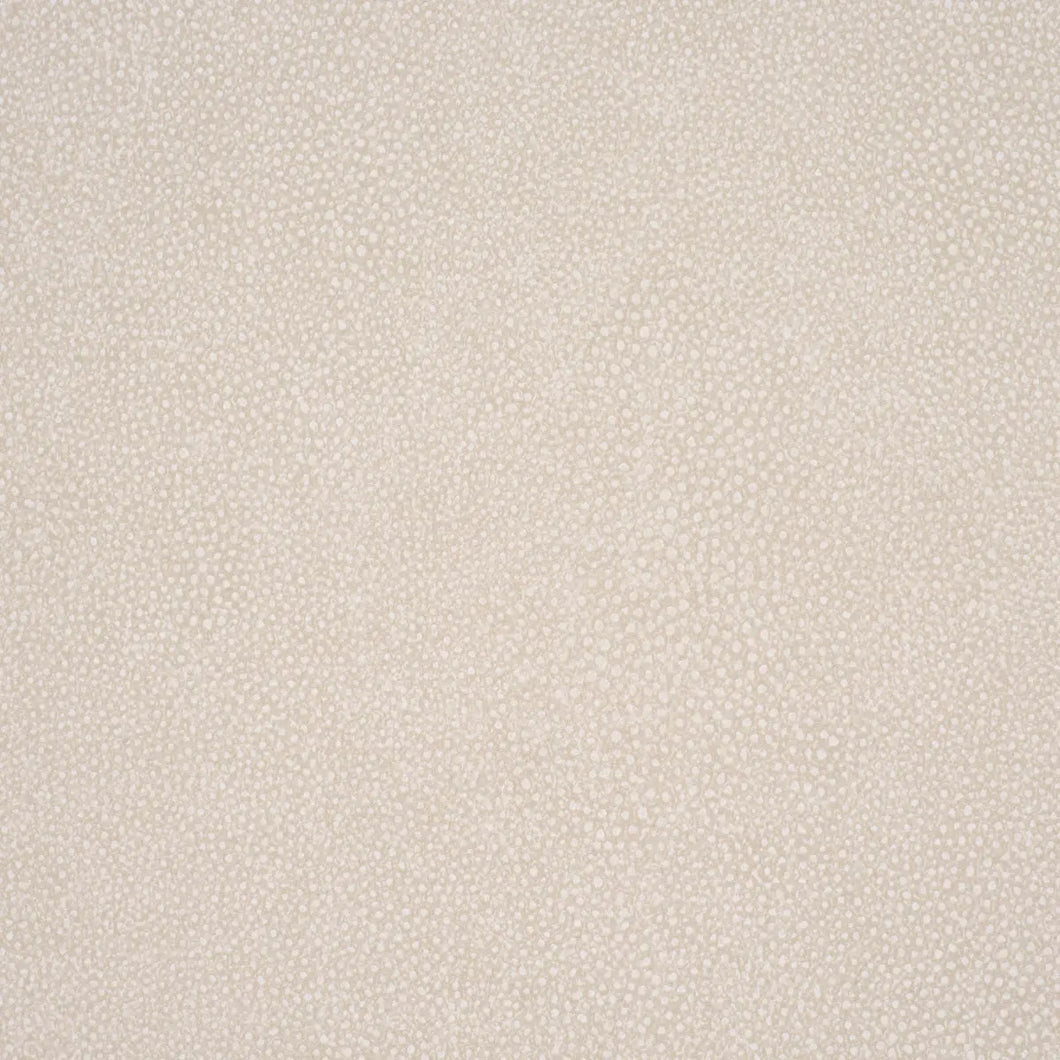Schumacher Dunbar Shagreen Vinyl Wallpaper 5017264 / Alabaster