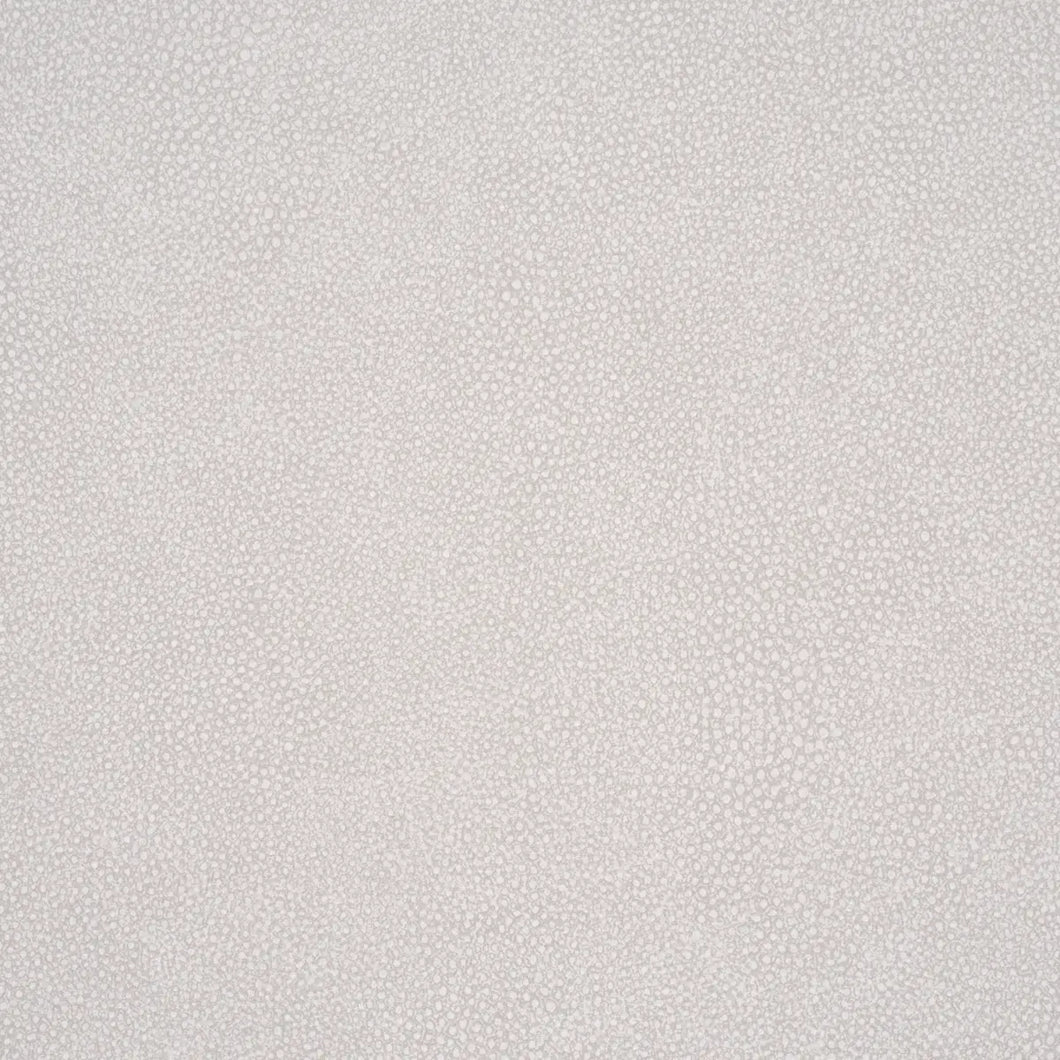 Schumacher Dunbar Shagreen Vinyl Wallpaper 5017265 / Pearl