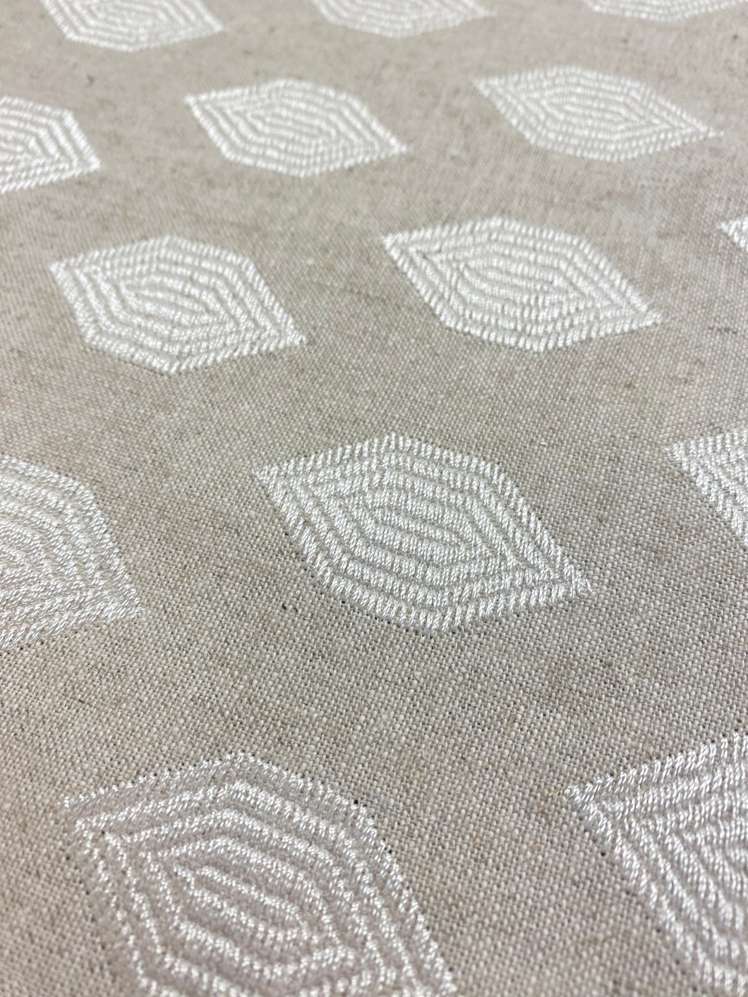 1.5 Yard Kravet 33145-16 Linen Cotton Beige Ivory Embroidered Drapery Fabric WHS 4621