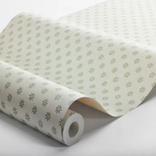 Load image into Gallery viewer, Schumacher Skogsstjärna Wallpaper 5809 / Green