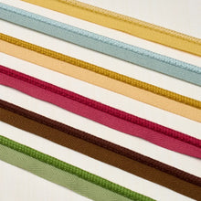 Load image into Gallery viewer, Schumacher Cedric Cotton Lip Cord Medium Trim 74789 / Red