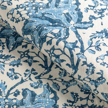 Load image into Gallery viewer, Brunschwig &amp; Fils Weymouth Print Fabric / Indigo