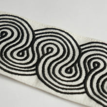 Load image into Gallery viewer, Schumacher Giraldi Embroidered Trim 81250 / Black