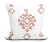 Load image into Gallery viewer, Thibaut Province Medallion Pillow