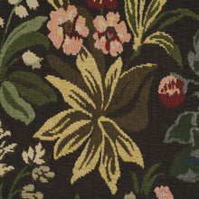 Load image into Gallery viewer, Flower Garden Tapestry