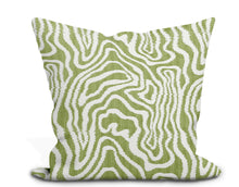 Load image into Gallery viewer, Thibaut Alessandro Pillow