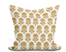 Load image into Gallery viewer, Thibaut Marguerite Pillow Cover