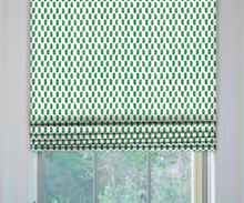 Load image into Gallery viewer, Thibaut Akio Roman Shade