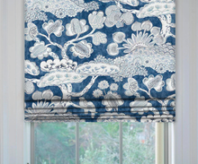 Load image into Gallery viewer, Thibaut Tee House Roman Shade