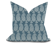 Load image into Gallery viewer, CAMPANIA PAISLEY pillow thibaut