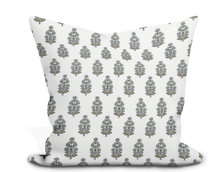 Load image into Gallery viewer, Pillow Thibaut Audrey