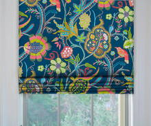 Load image into Gallery viewer, Thibaut Windsor Roman Shade