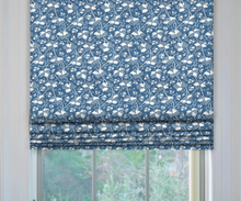 Load image into Gallery viewer, Thibaut's Chester Roman Shade 