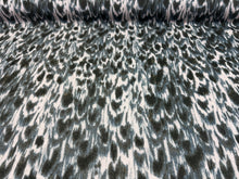 Load image into Gallery viewer, Zimmer + Rohde Hodsoll McKenzie Hawk 585 Artistic Striking Velvet Cotton Printed Green Dark Teal Fabric