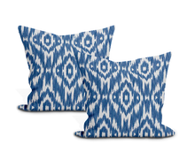 Load image into Gallery viewer, Schumacher Dorset Pillow Cover