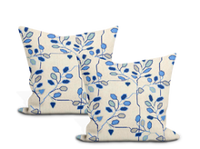 Load image into Gallery viewer, Schumacher Tumble Weed Épinglé Pillow Cover