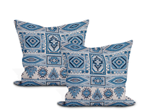 Load image into Gallery viewer, Schumacher Crowley Épinglé Pillow Cover