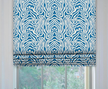 Load image into Gallery viewer, Thibaut Alessandro Roman Shade