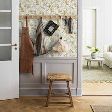 Load image into Gallery viewer, Schumacher Hoppmosse Wallpaper 1450 / Ivory And Multi