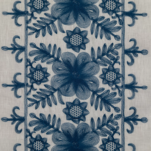 Lee Jofa Angelica Fabric / Navy