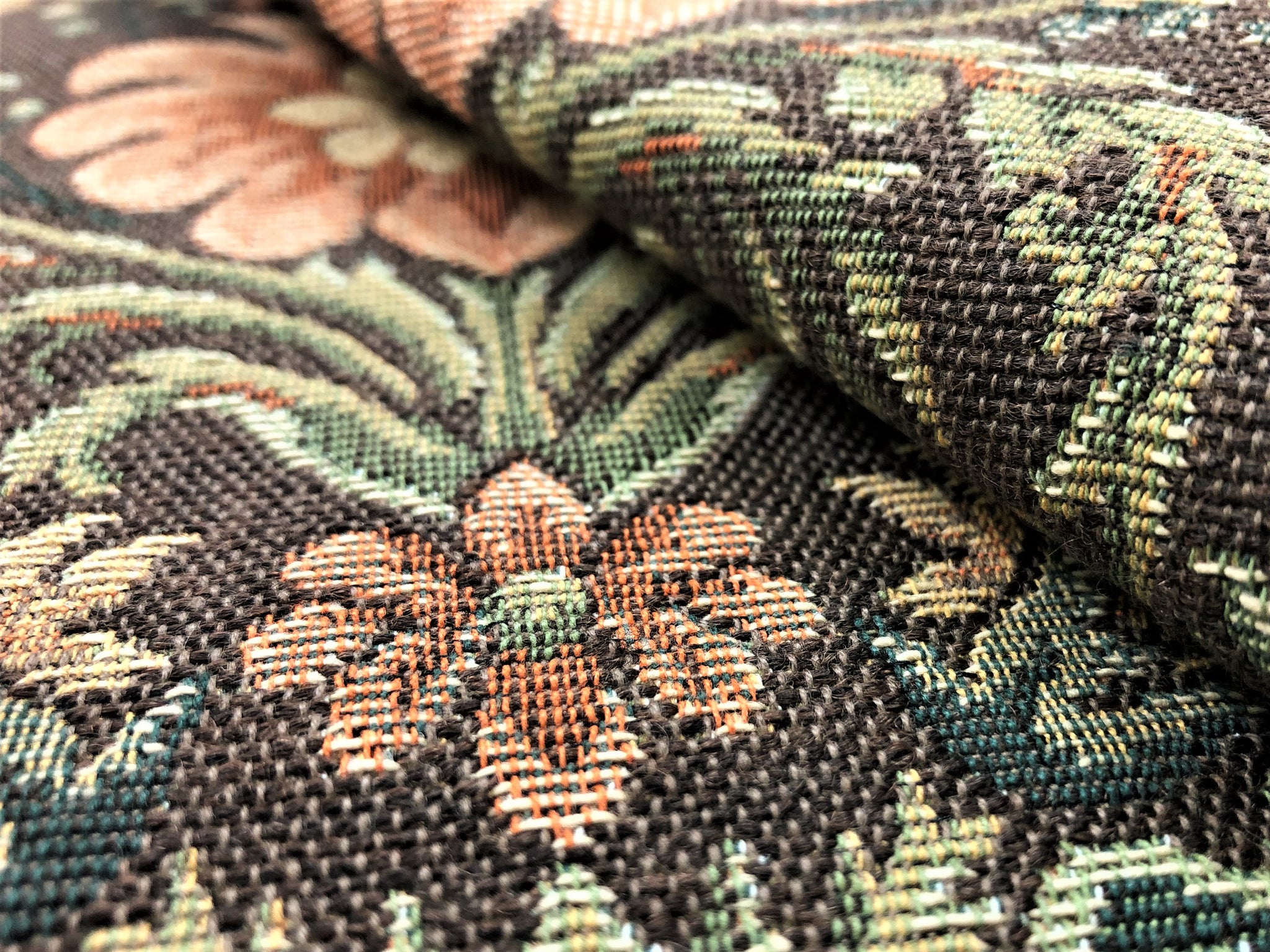 Single-breasted jacket in tapestry fabric with palm trees
