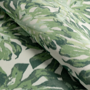 Lee Jofa Calapan Print Fabric / Green