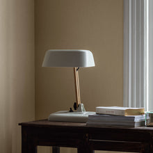 Load image into Gallery viewer, Schumacher Linen Wallpaper 4407 / Golden Linen