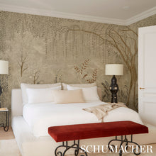 Load image into Gallery viewer, Schumacher Bisou Wallpaper 5010932 / Gold