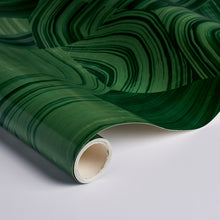 Load image into Gallery viewer, Schumacher Agate Slice Wallpaper 5013891 / Malachite Green