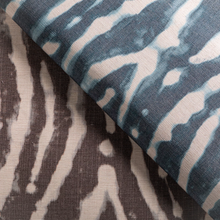 Load image into Gallery viewer, Lee Jofa Salina Print Fabric / Indigo