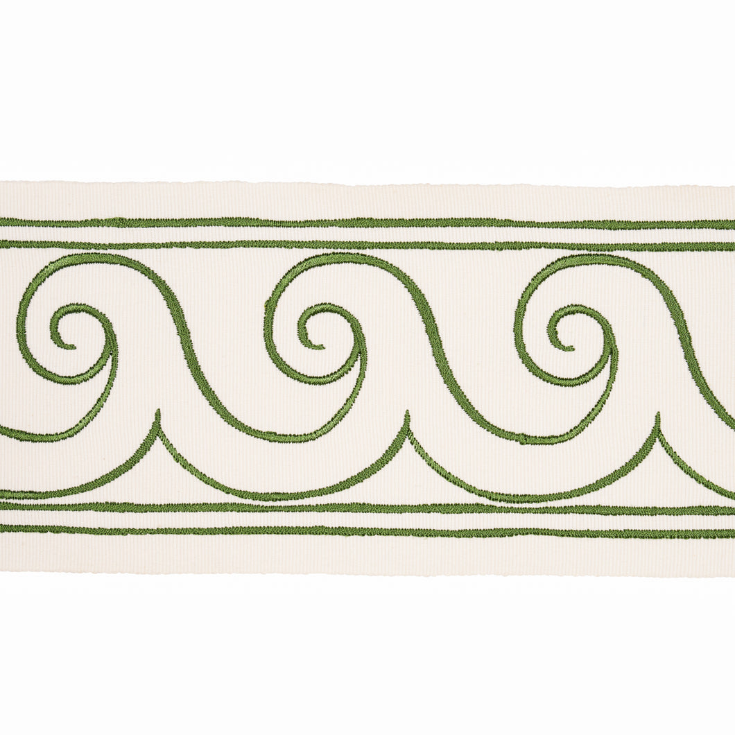 Schumacher Greek Waves Trim 70756 / Green On Ivory