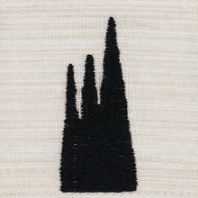 Load image into Gallery viewer, Schumacher Tutsi Trim 81781 / Ivory