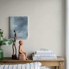 Load image into Gallery viewer, Schumacher Windrose Wallpaper 8862 / Stone