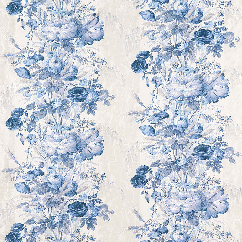 SCHUMACHER BOUGHTON HOUSE CHINTZ FABRIC / PORCELAIN