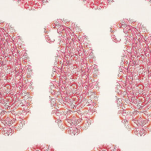 SCHUMACHER SHIRALA PAISLEY FABRIC / MAGENTA