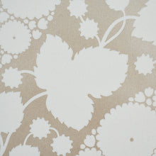 Load image into Gallery viewer, Schumacher Marianne Wallpaper / Champagne