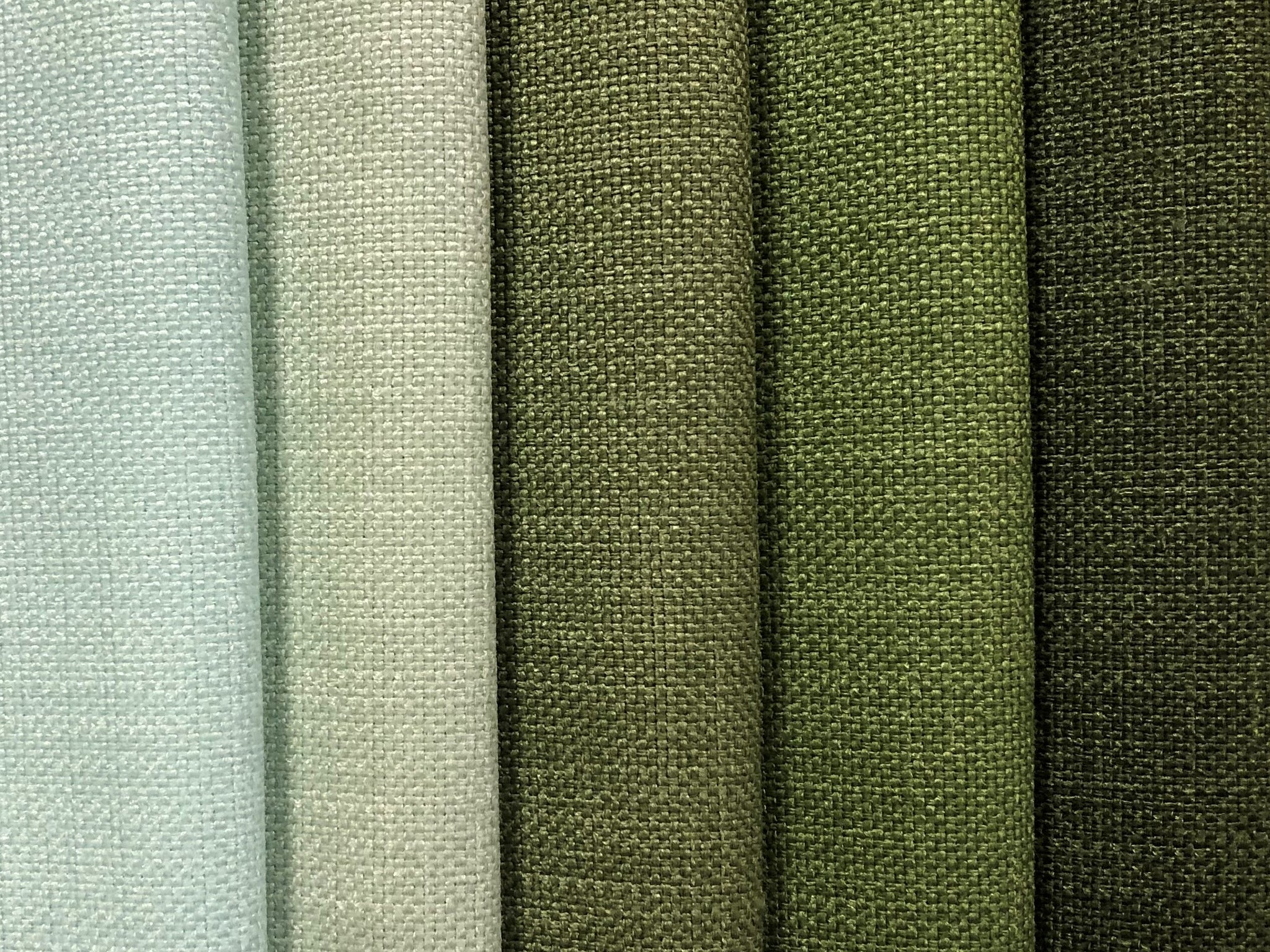 Heavy Linen - Emerald Green - MaaiDesign Fabrics