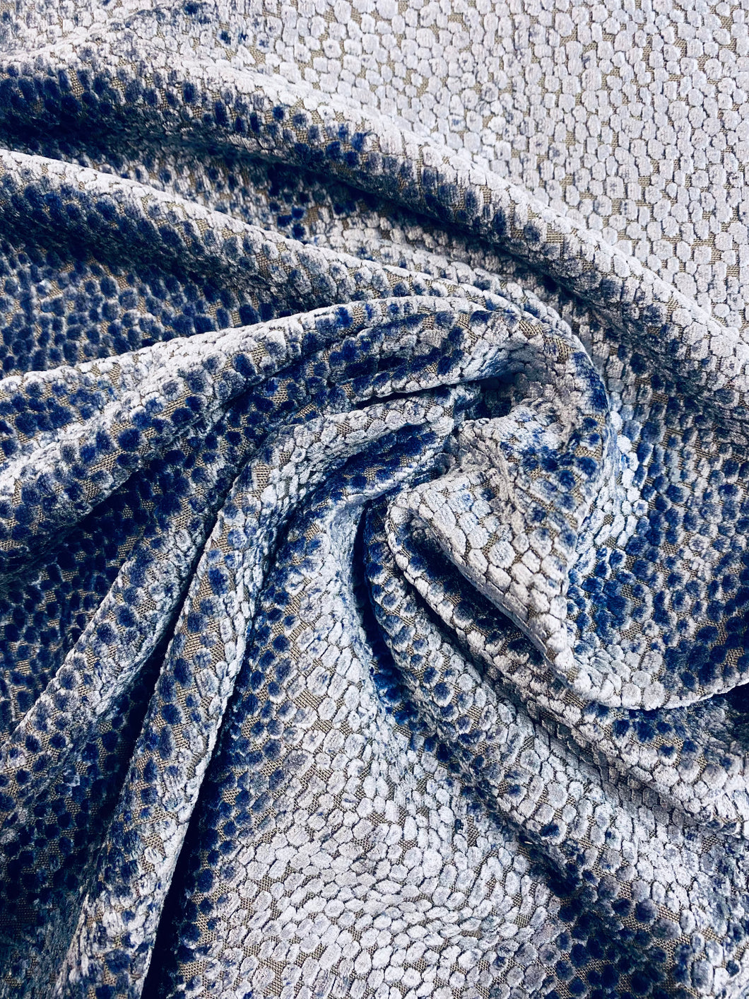 1.5 Yard Kravet Design Navy Blue Small Dot Animal Pattern Velvet Upholstery Fabric WHS 3191