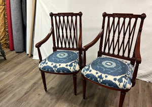 Set of Four Mahogany Lattice Dining Room Chairs in Schumacher Samarkand Ikat II Porcelain